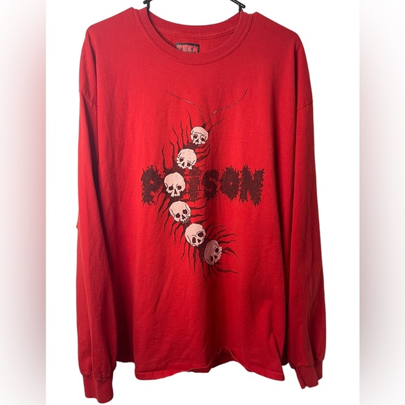 Teen hearts Other - TEEN HEARTS Poison Centipede Skulls Y2K Red Graphic Long Sleeve Shirt Sz 2XL